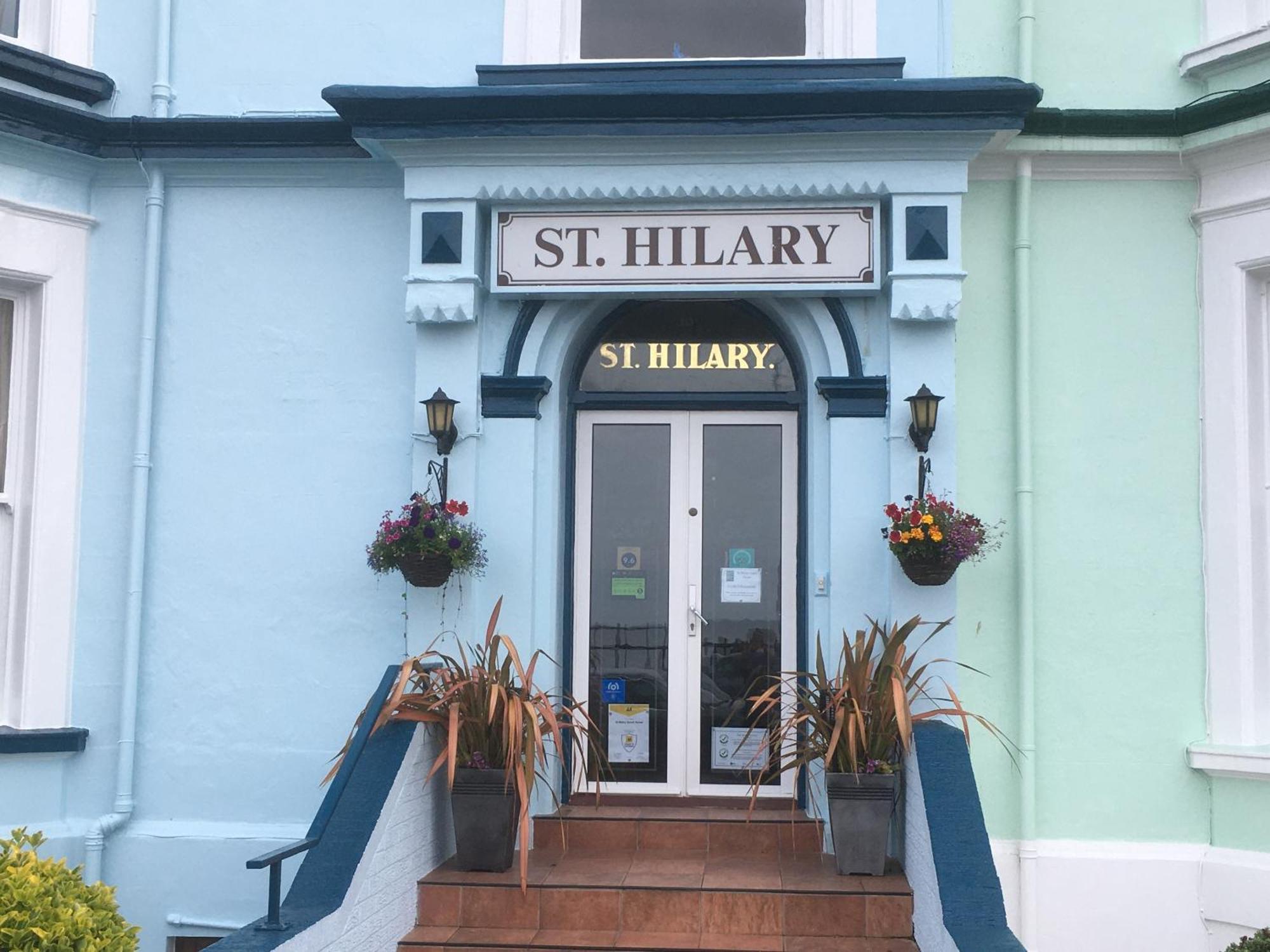 St. Hilary Guest House Llandudno Ngoại thất bức ảnh